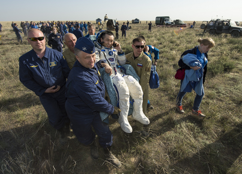 Astronaut Koichi Wakata Returns to Earth