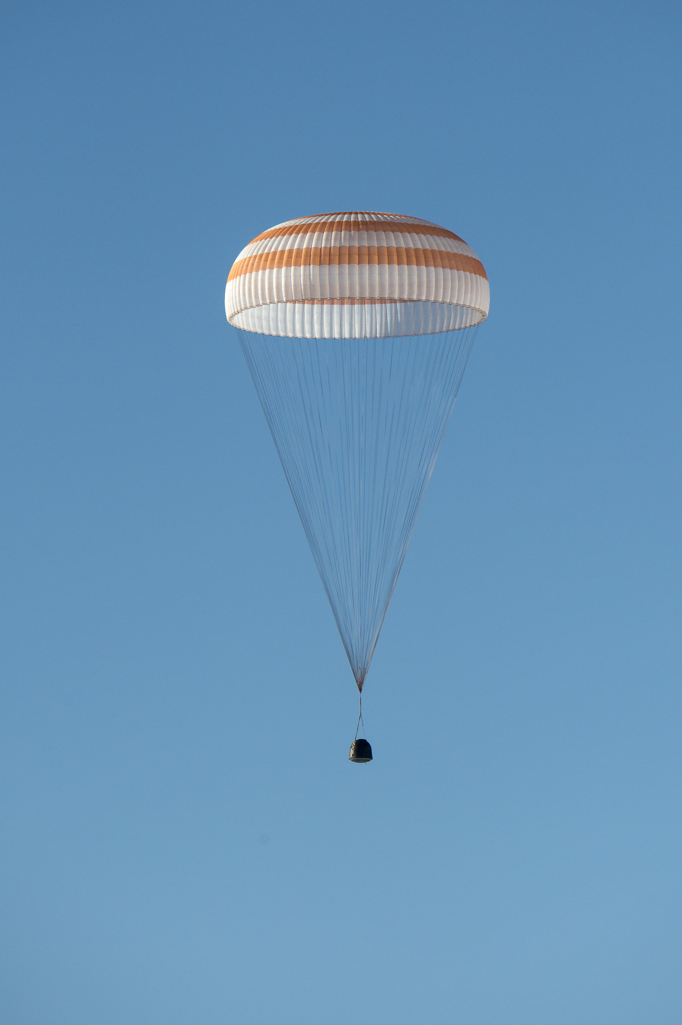 Soyuz TMA-11M Spacecraft Under Parachute
