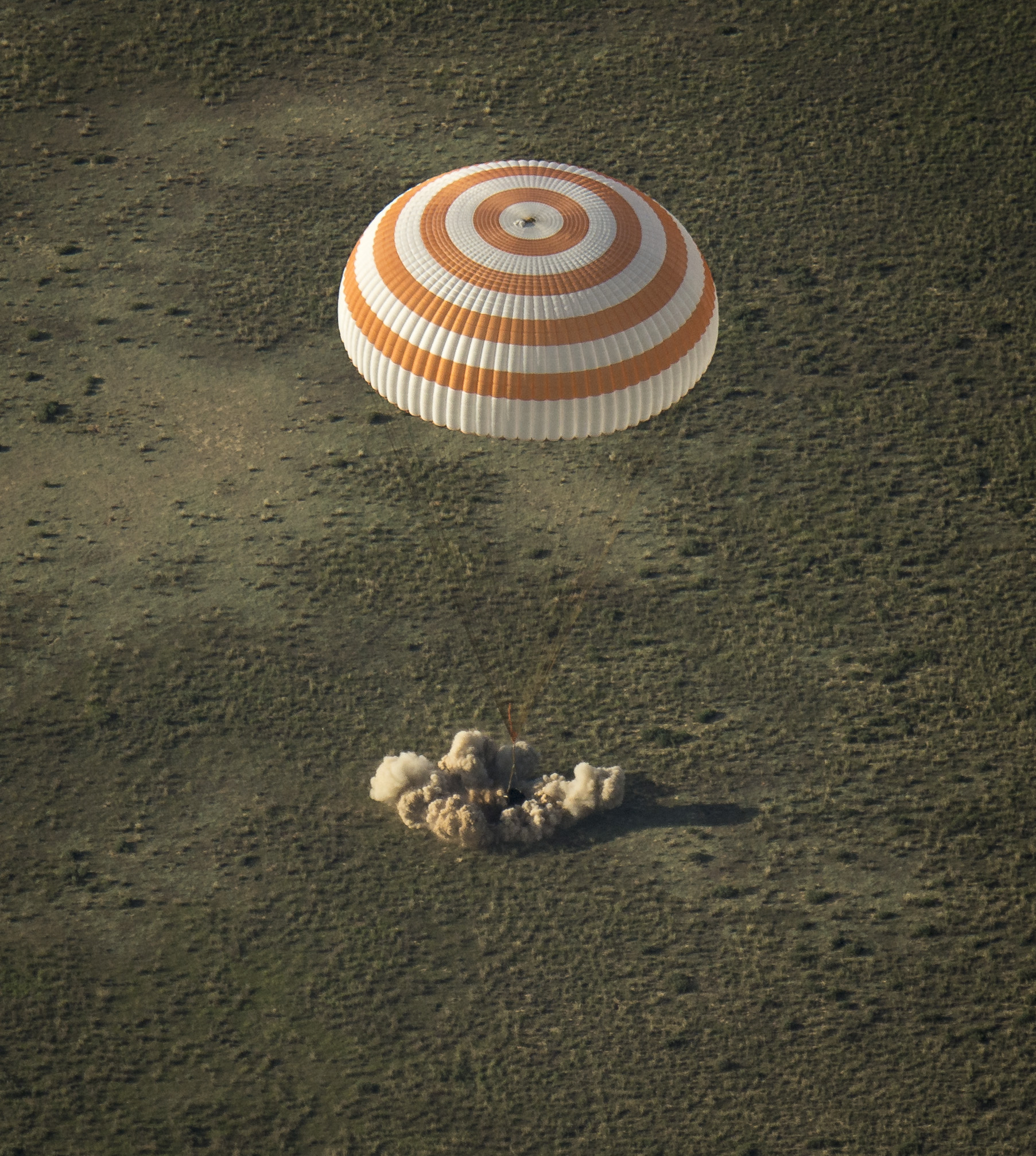 Touchdown! Space Station Crew Returns to Earth