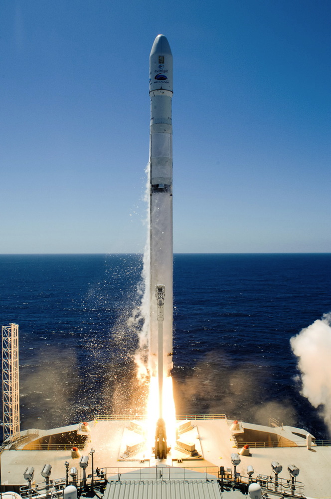 EUTELSAT 3B Satellite Launched #2