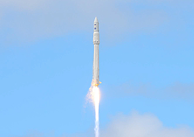 Russia's Angara Rocket Heads for Space