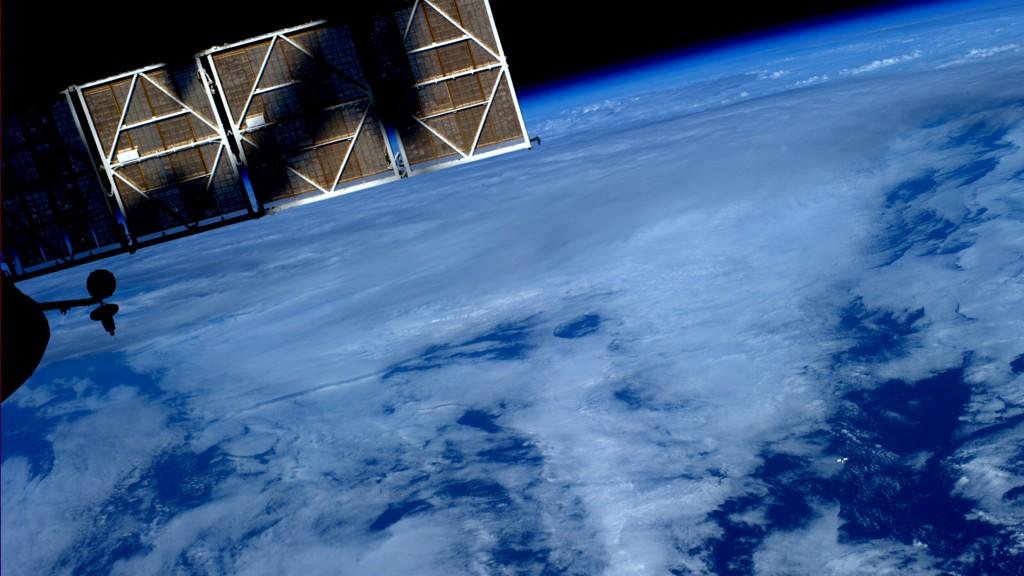 First Glimpse of Cygnus Spacecraft Approaching the International Space Station