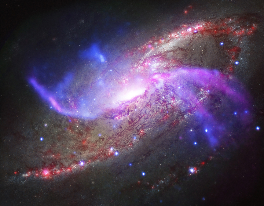 Galaxy's Huge Black Hole Puts on Spectacular Fireworks Show (Video)