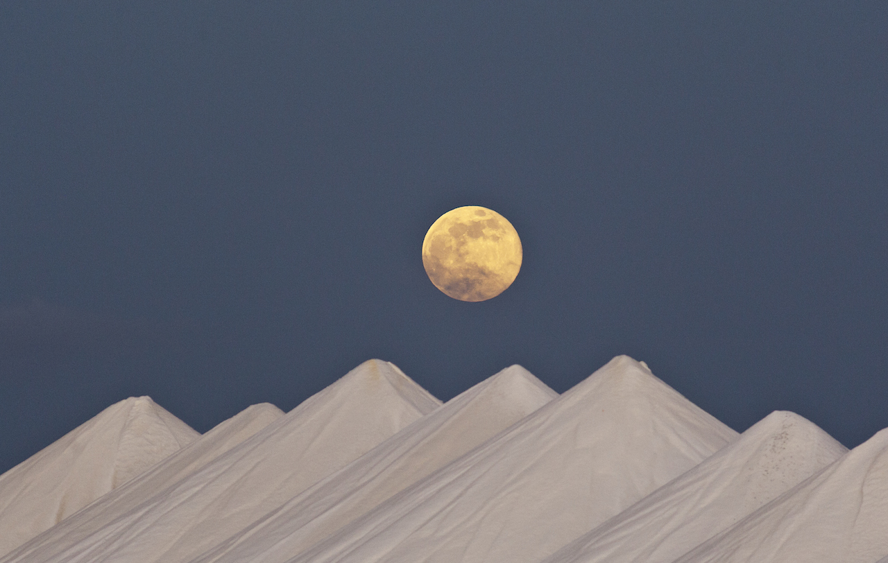 August 2014 Supermoon Seen From the Carribbean Island of Bonaire