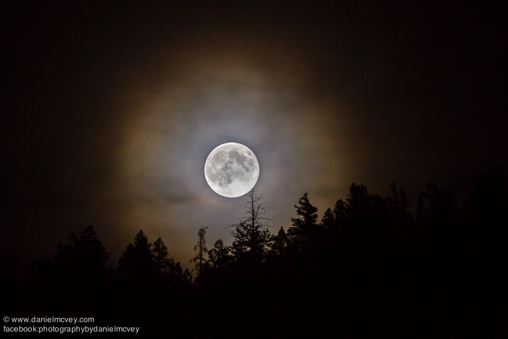 August 2014 Supermoon Over Colorado