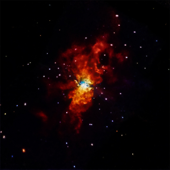 An X-ray image of the supernova in Messier 82, created with data from NASA's Chandra X-ray Observatory.