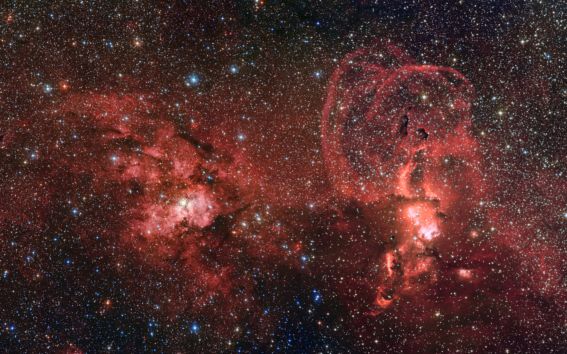 Star Cluster, Nebula Glow Red in Amazing New Photos