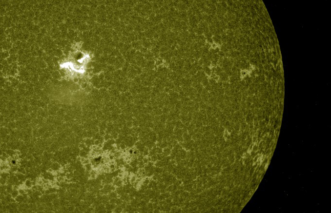 X1.6 Solar Flare Yellow-Green: Sept. 10, 2014