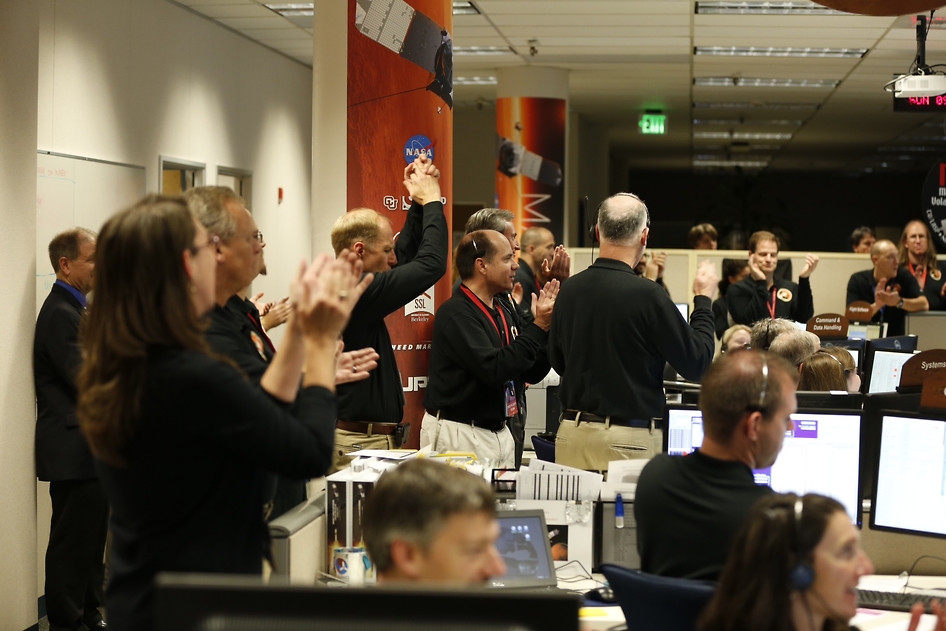 MAVEN Team Celebrates Mars Arrival