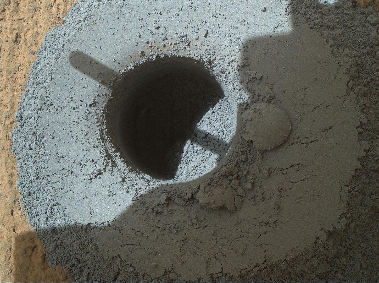 Curiosity Rover Drills Hole at Telegraph Peak