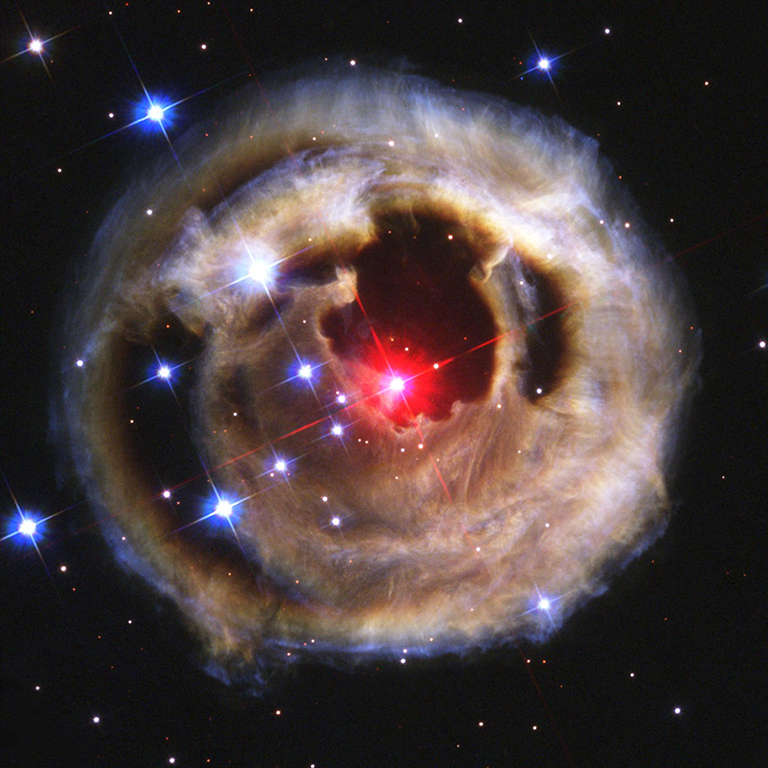 2003: V838 Monocerotis