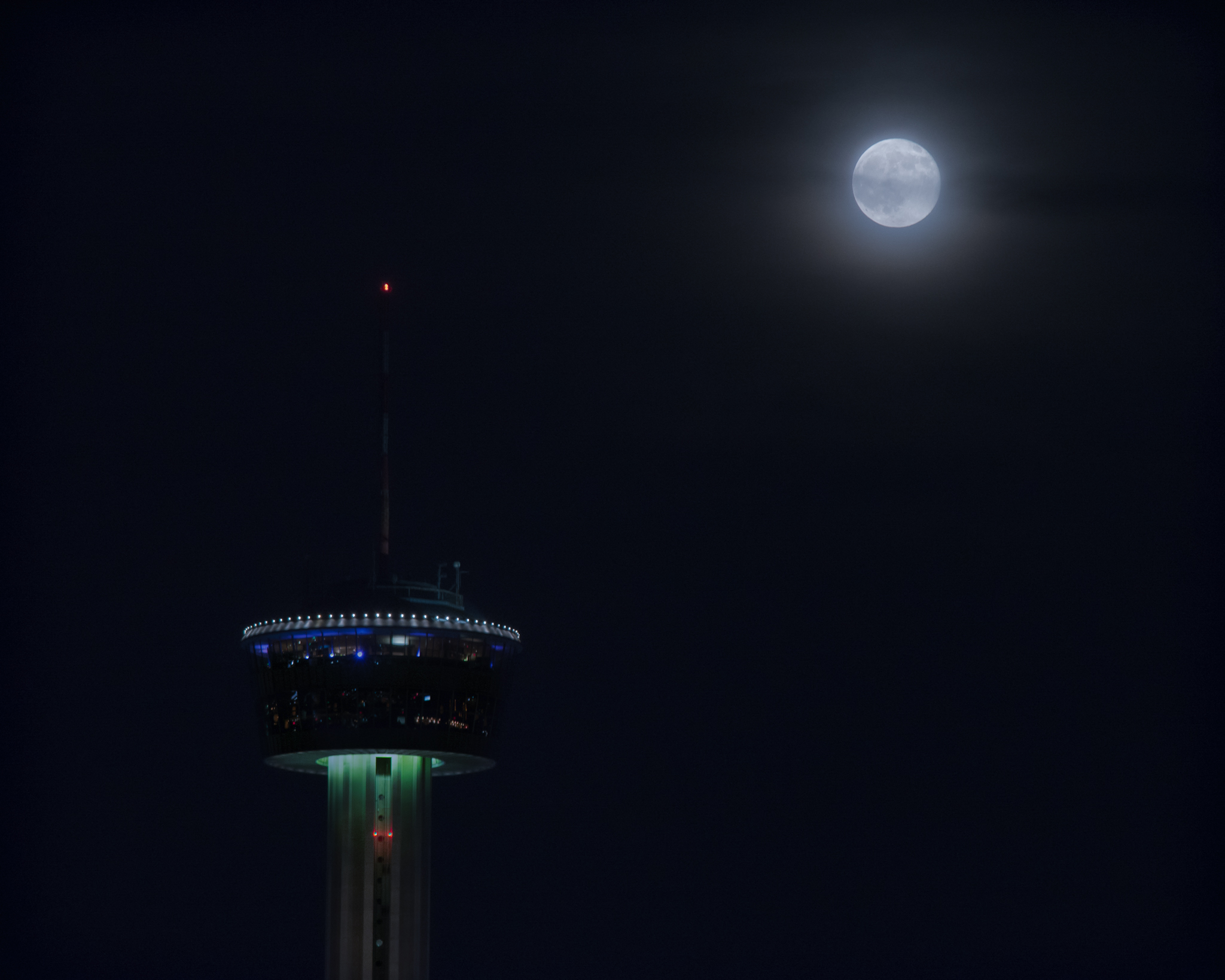 Blue Moon and the Tower of America