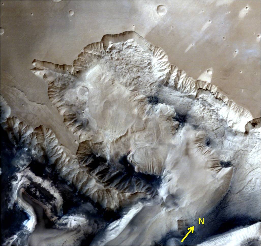 Ophir Chasma Canyon
