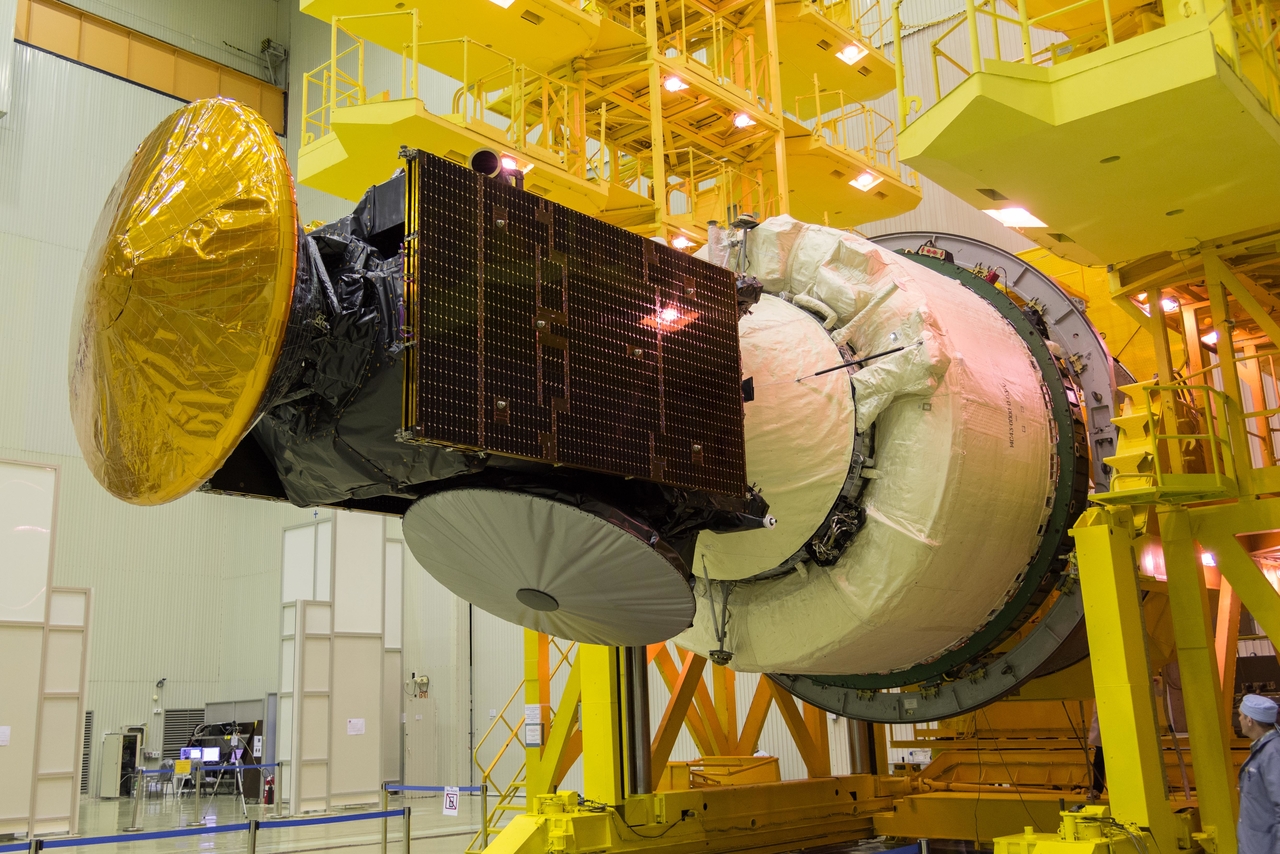 EXOMARS 2016 Spacecraft Encapsulated
