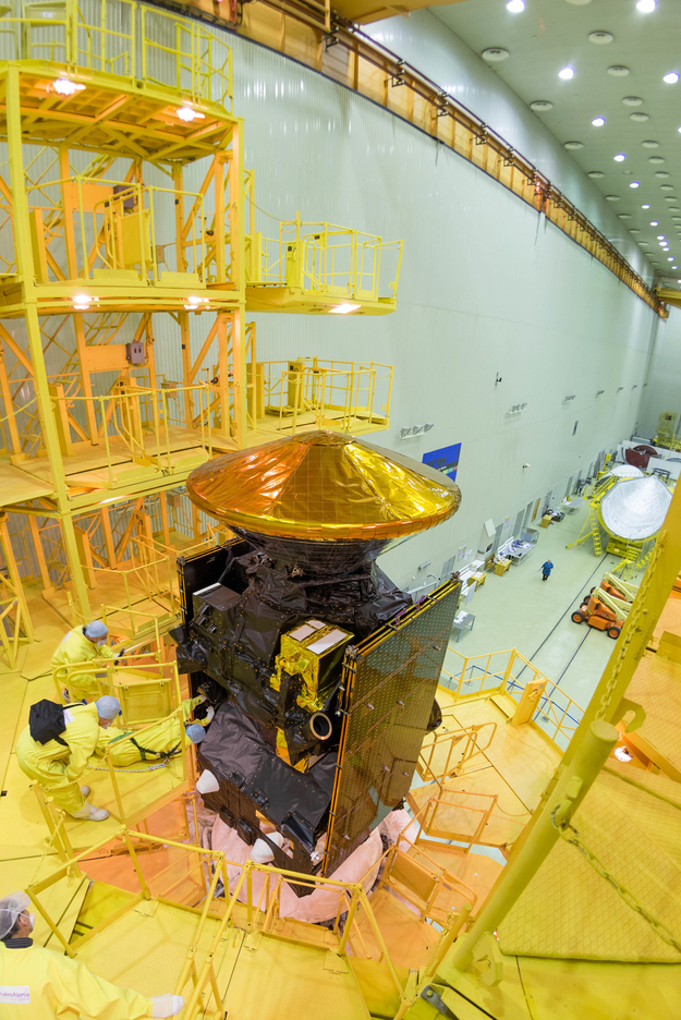 EXOMARS 2016 Spacecraft Encapsulated