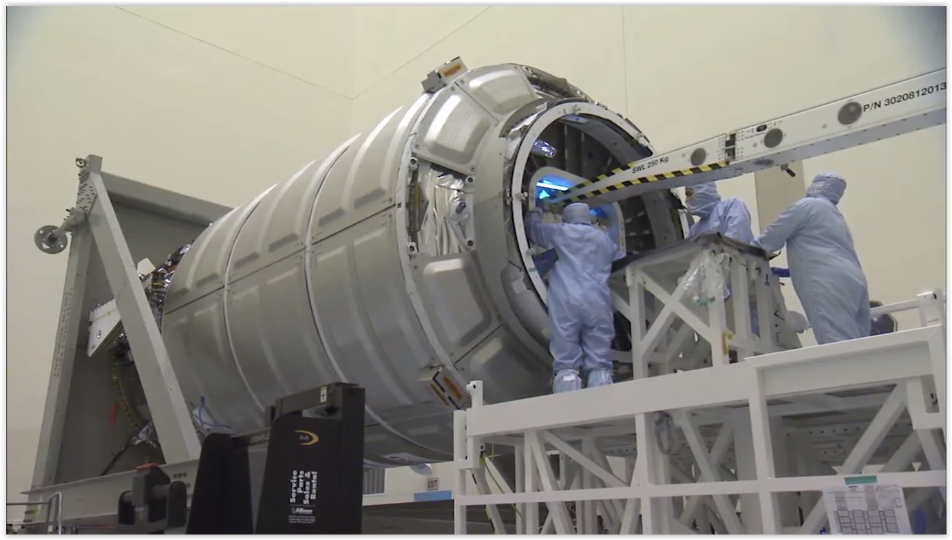 Cygnus CRS-6 Loading