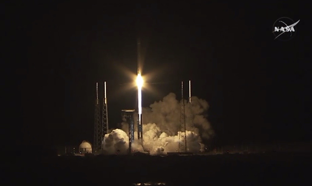 Cygnus Rises into Florida Skies