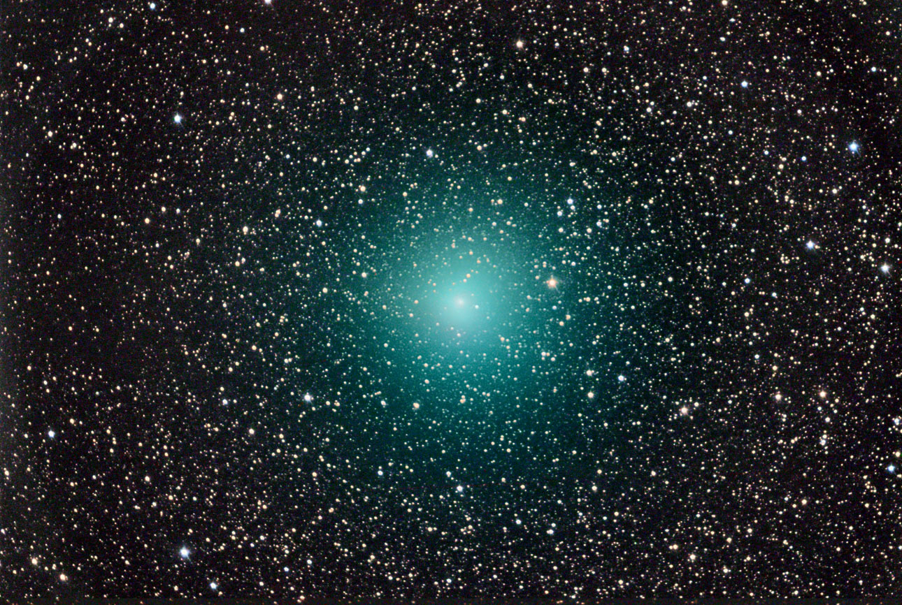 Stunning Turquoise Comet Wows Amateur Astronomer (Photo)
