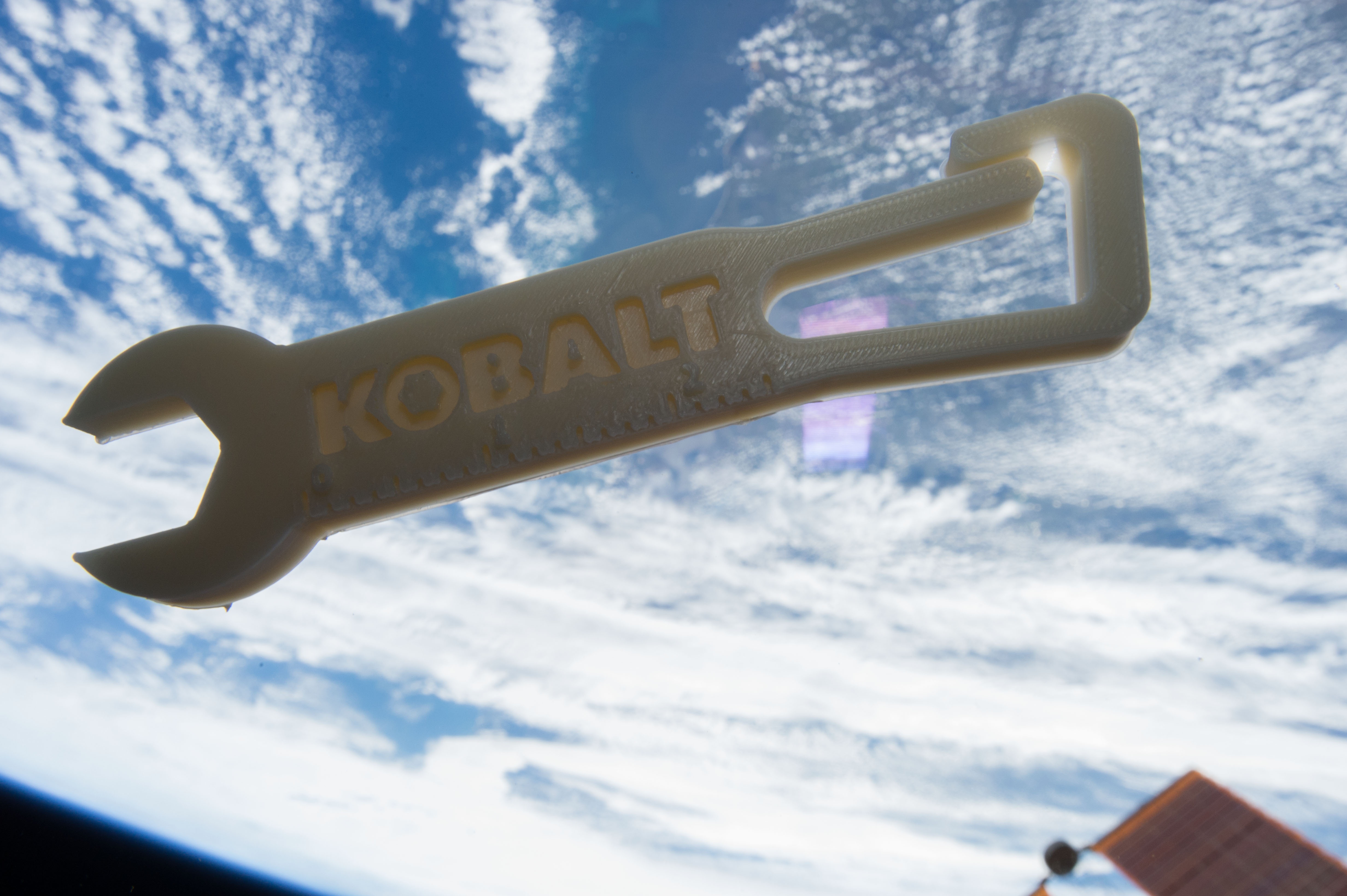 Space Station's Commercial 3D Printer Makes Its 1st Tool (Photos)