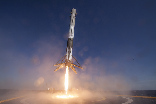 SpaceX Aims to Re-Launch Landed Rocket This Fall