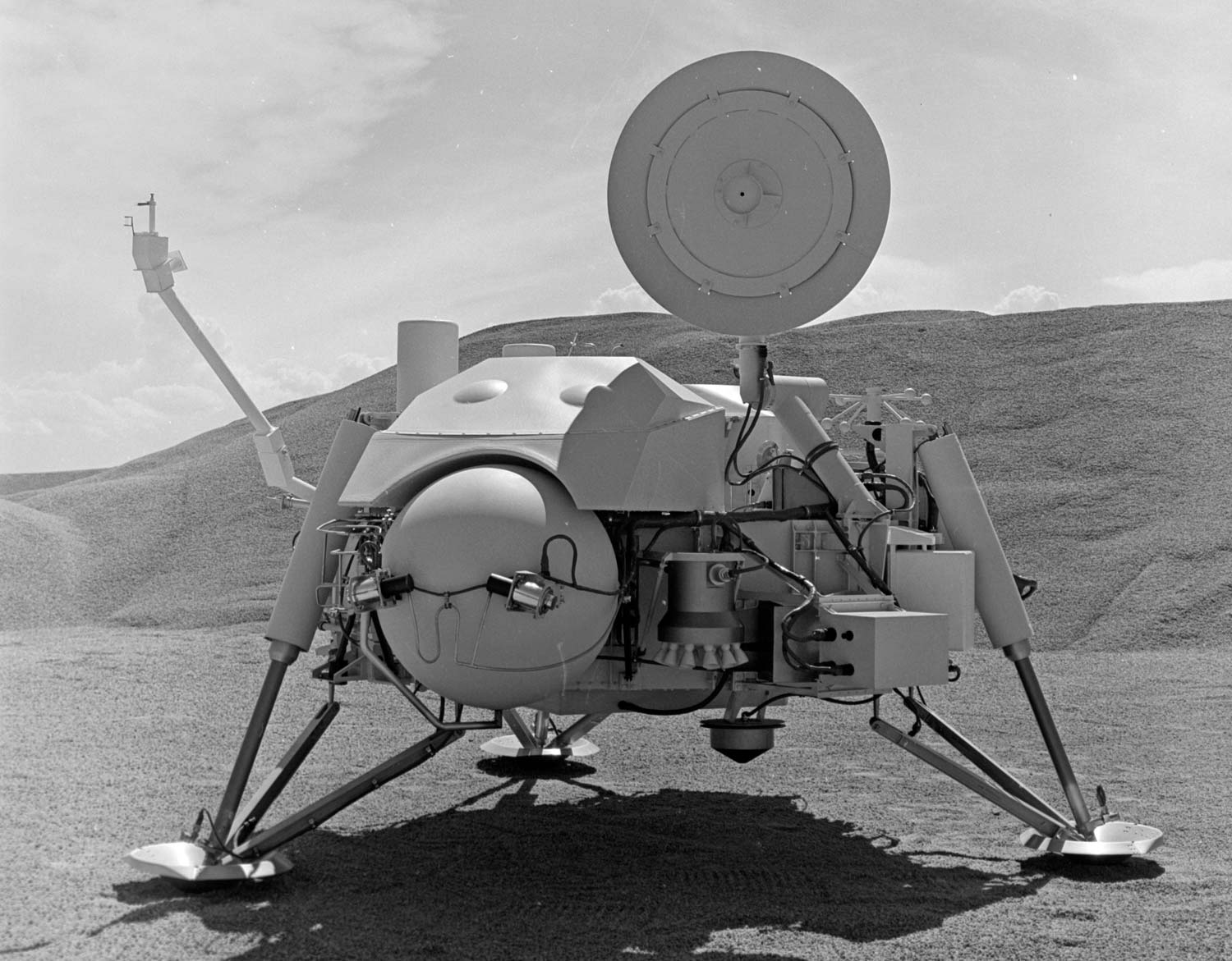 Viking 1: The Historic First Mars Landing in Pictures