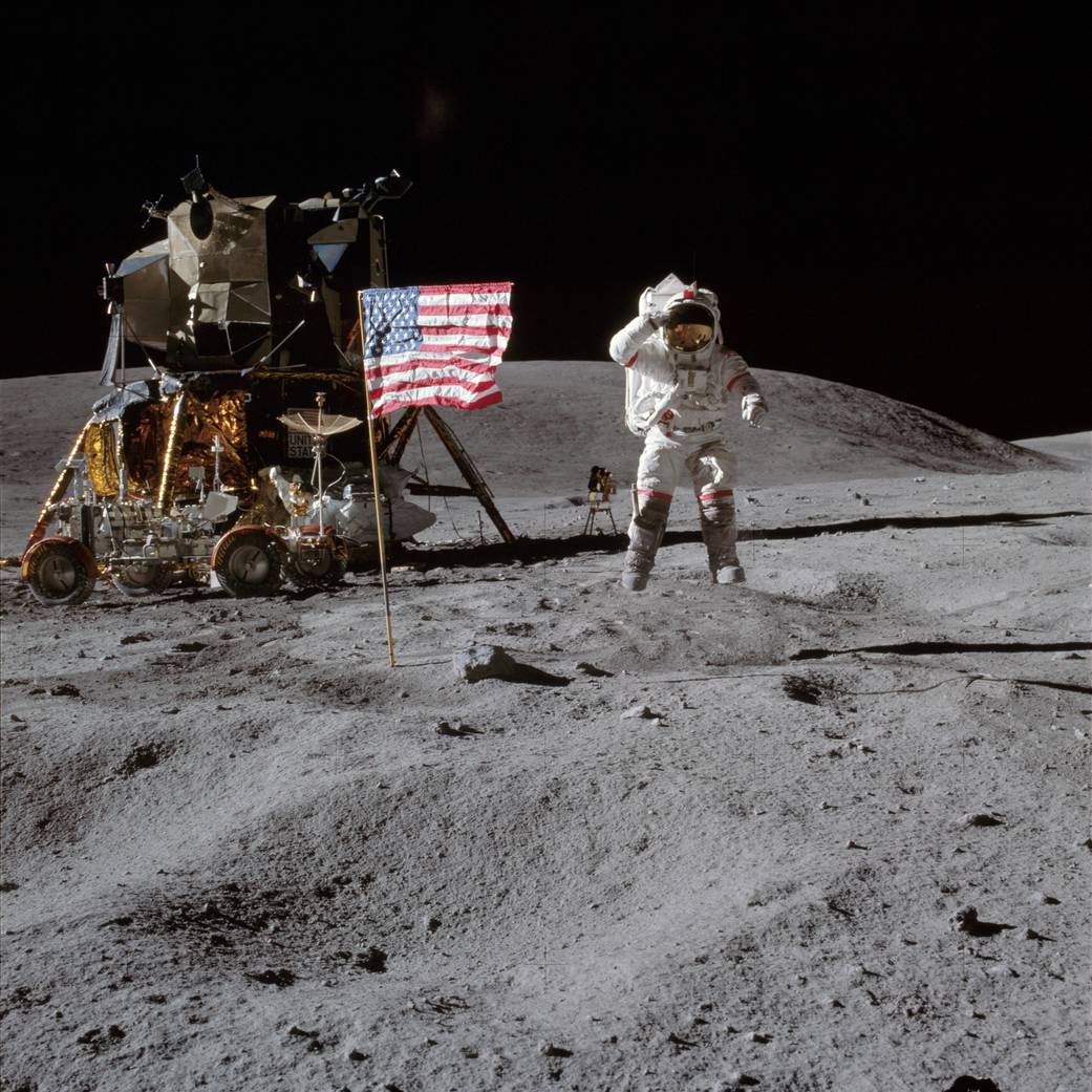 New Space Boots Vibrate to Help Astronauts Navigate