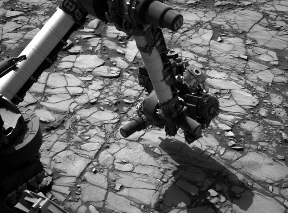Mars Rover Curiosity Studies Rock Target 'Marimba'