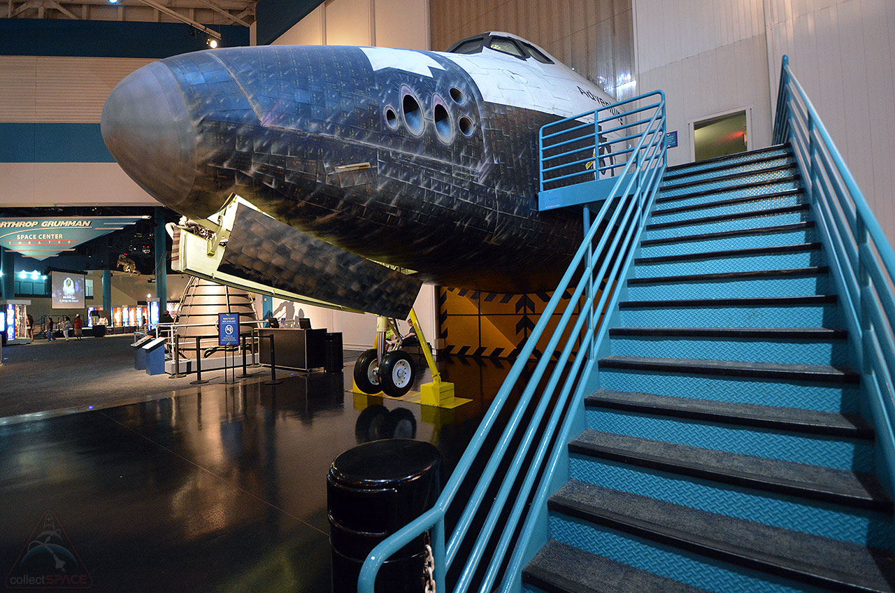 Adventure's End: Space Center Houston Removing Mock Shuttle Nose