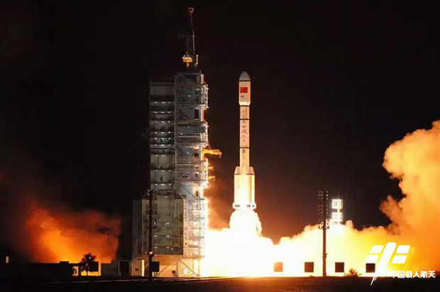 China Launches Tiangong-2 Space Lab to Prep for 2020s Space Station