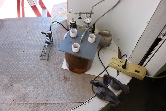 A look at the vacuum washing machine in use by the Mars 160 crew at the Mars Desert Research Station in Utah.