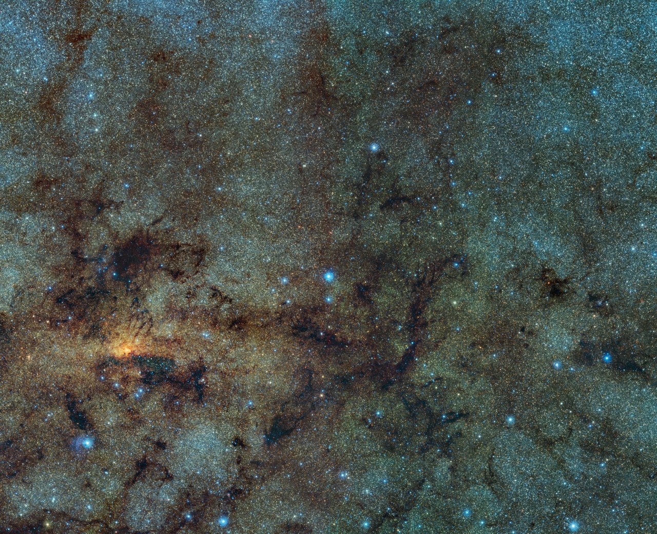 Ancient Stars Spotted at Milky Way's Heart
