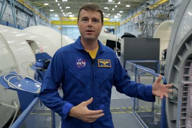 Space Station Mockup In Houston - Astronaut Guided Tour | Video
