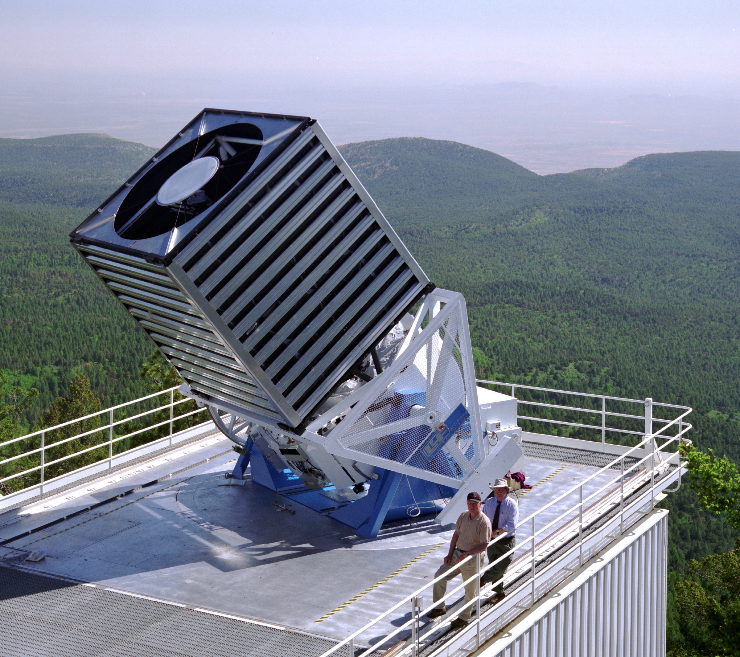 sdss-apache-point-telescope.jpg?interpol