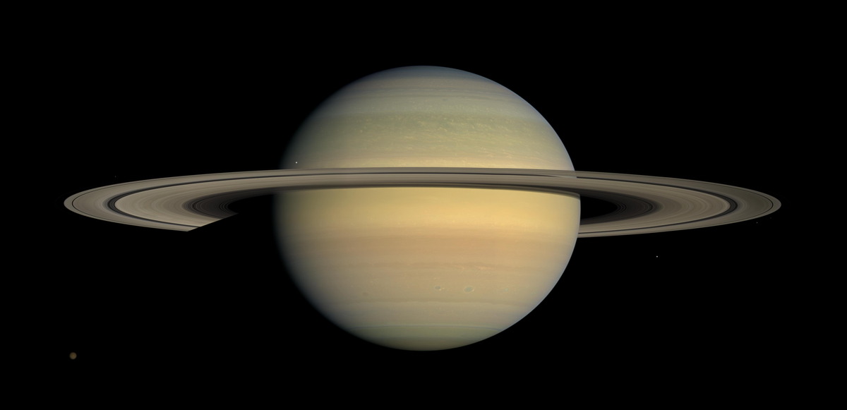 Saturn's Gorgeous Rings May Be Dwarf Planet Carcasses