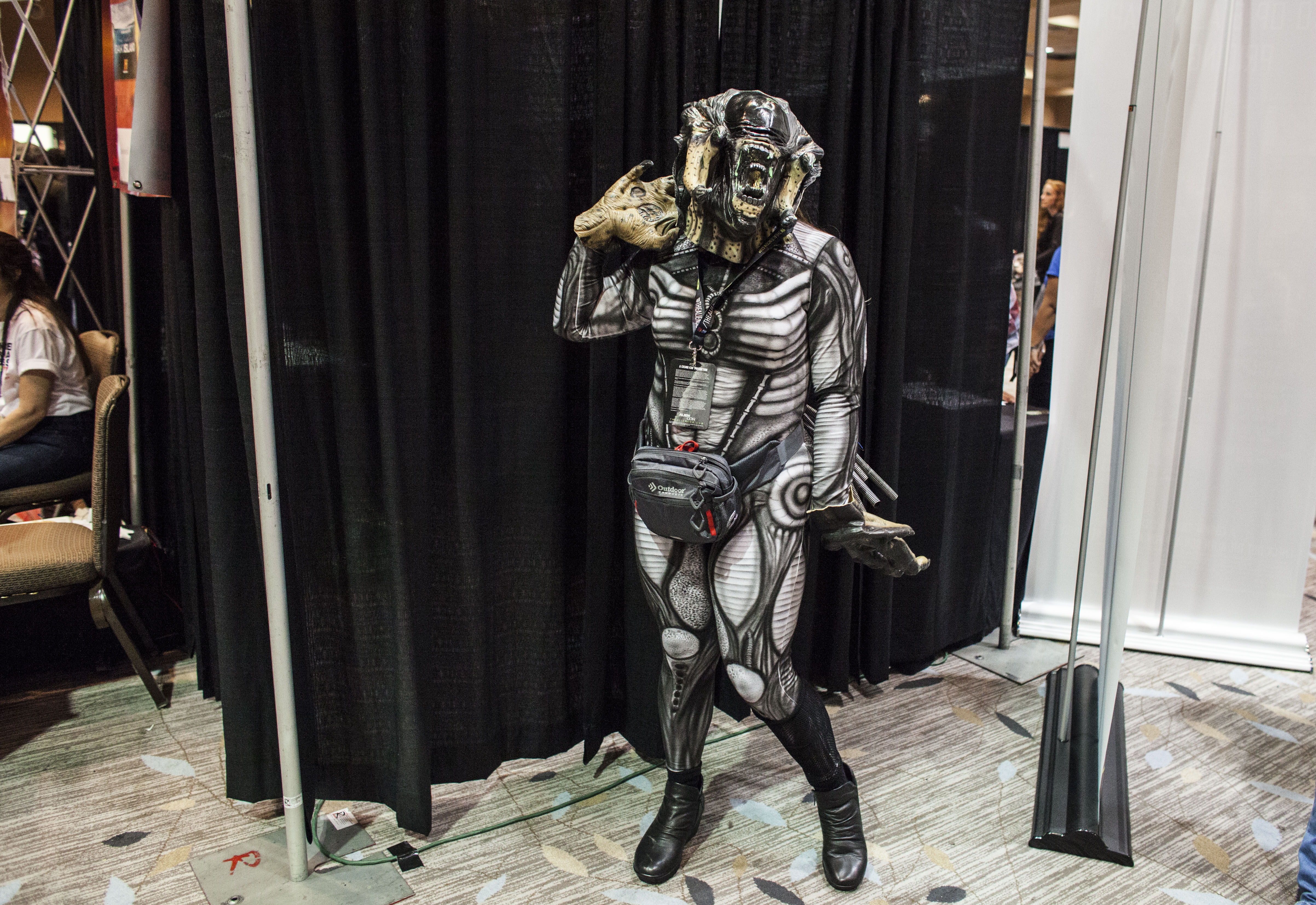 Extraterrestrials Invade California! Alien Con 2016 in Photos