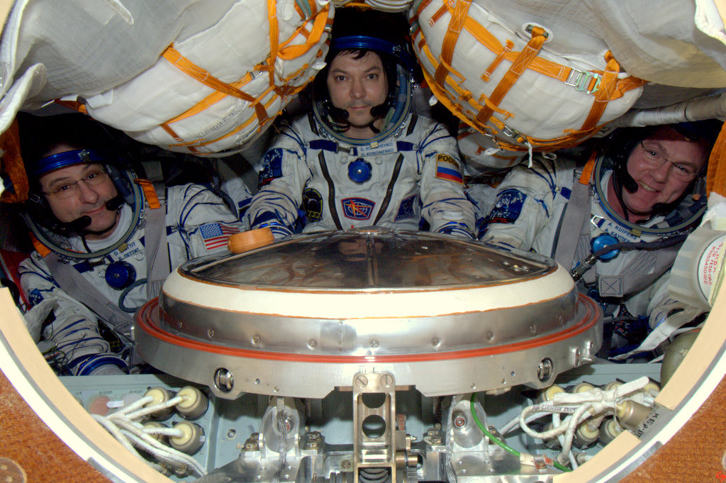 4) Doing your &ldquo;business&rdquo; in a spacecraft