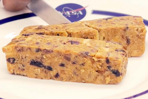 Food Bars For Breakfast - Lightening NASA Orion Spacecraft's Load | Video