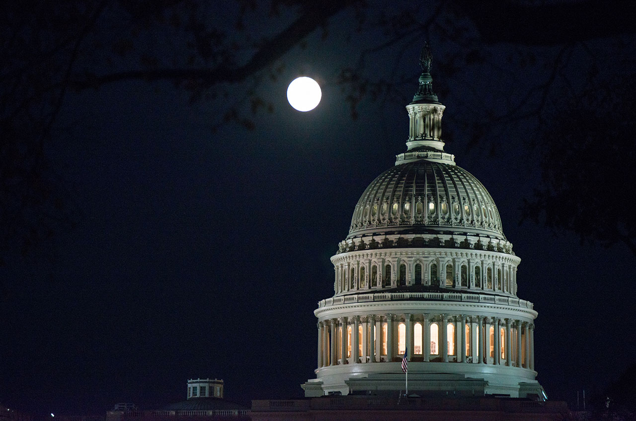 House of Representatives Approves Bill to Mint Coins for Moon Landing 50th
