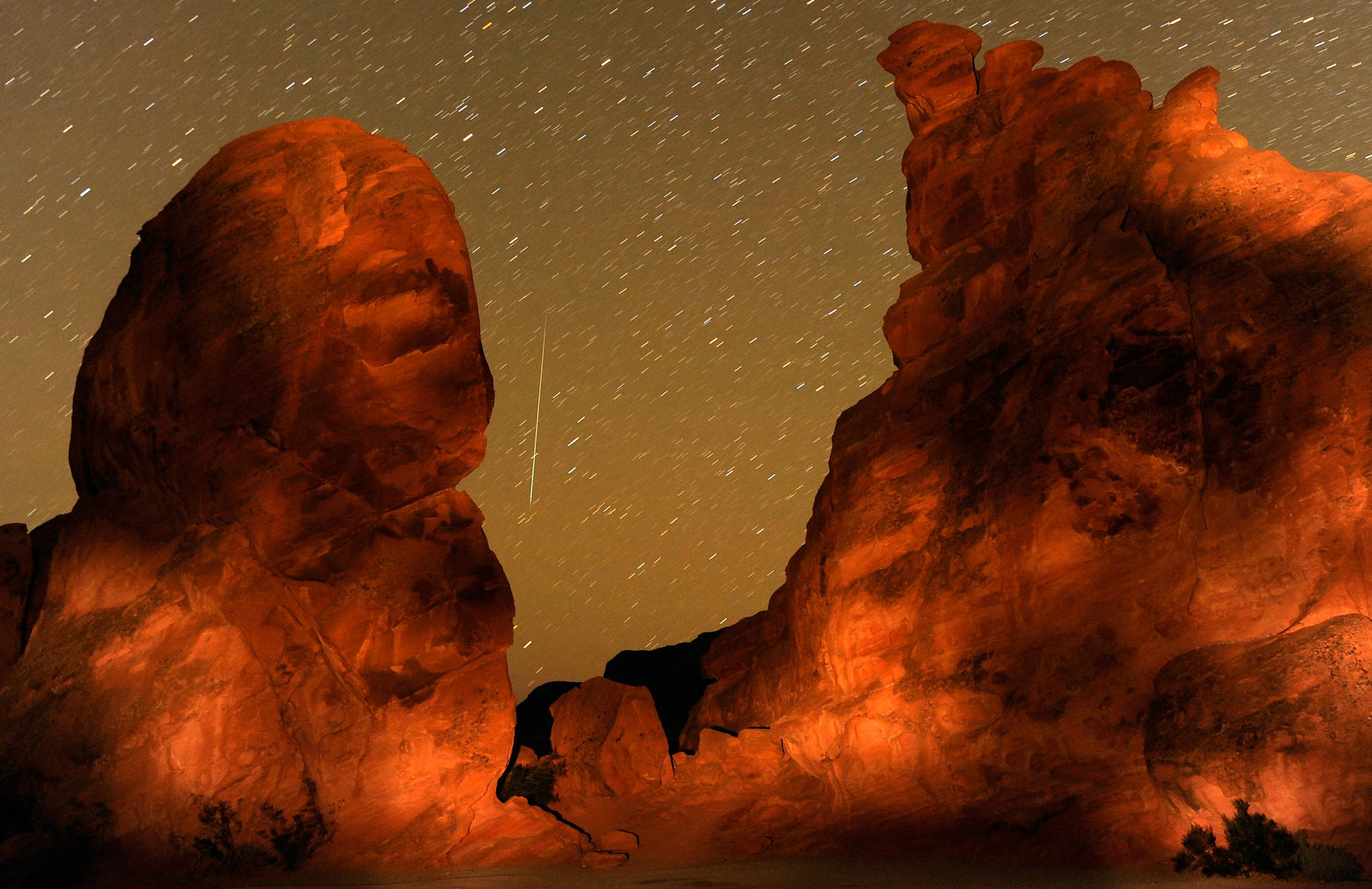Geminid Meteor Shower Peaks This Week, But Supermoon Full Moon Interferes