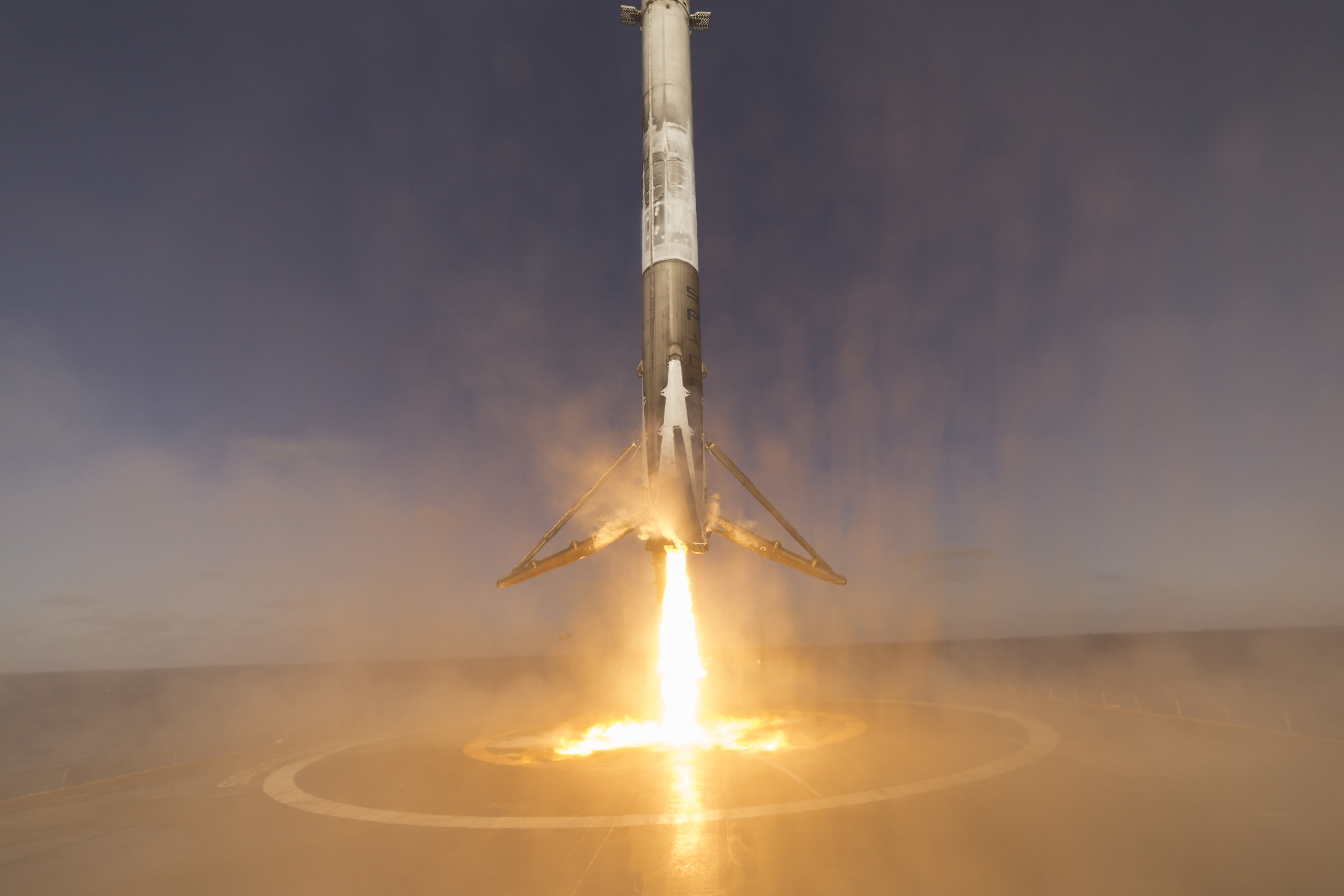 Relive SpaceX's Return-to-Flight Falcon 9 Launch with These Awesome Pictures