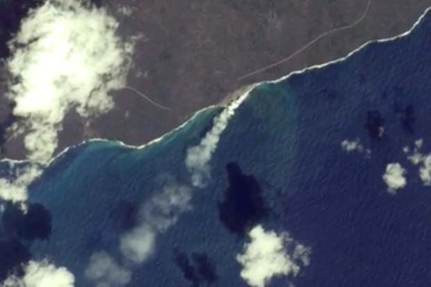 Hawaiian Road Cut Off By Lava Flow Seen From Space | Video