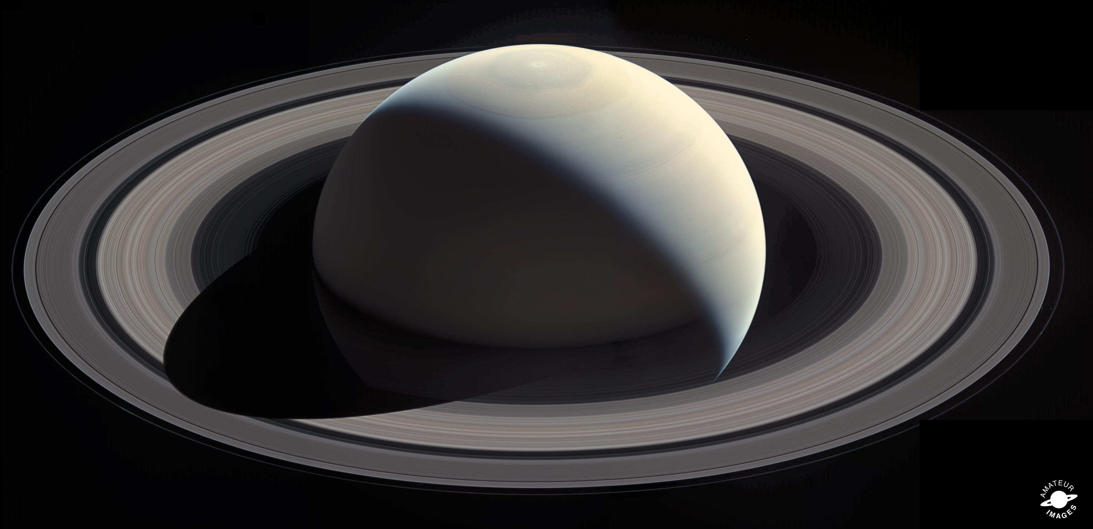 Put a Ring on It! Saturn Impresses in Stunning Valentine's Day Photos