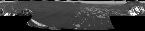 The left side of this 360-degree panorama from NASA's Mars rover Curiosity shows the long rows of ripples on a linear-shaped dune in the Bagnold Dune Field on the northwestern flank of Mount Sharp.