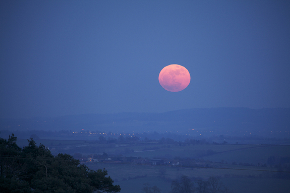 Supermoon Rises: The Full Moon of March 19, 2011