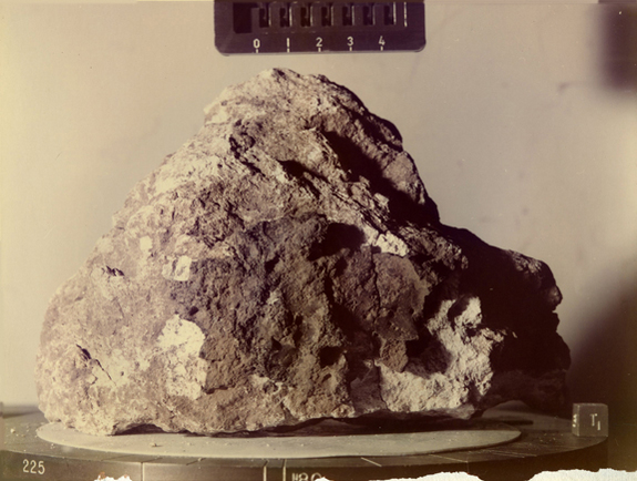 http://www.space.com/images/i/000/013/749/i02/moon-rock-apollo-16.jpg?1323447590